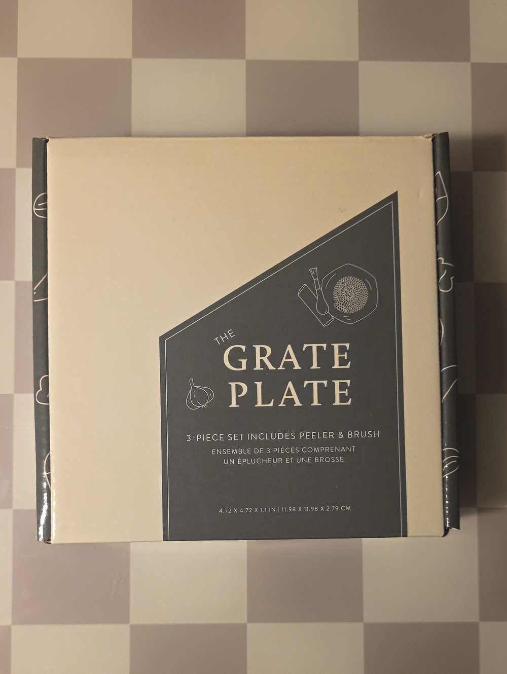The Grate Plate 3-Piece Set - Cream & Dark Gray
